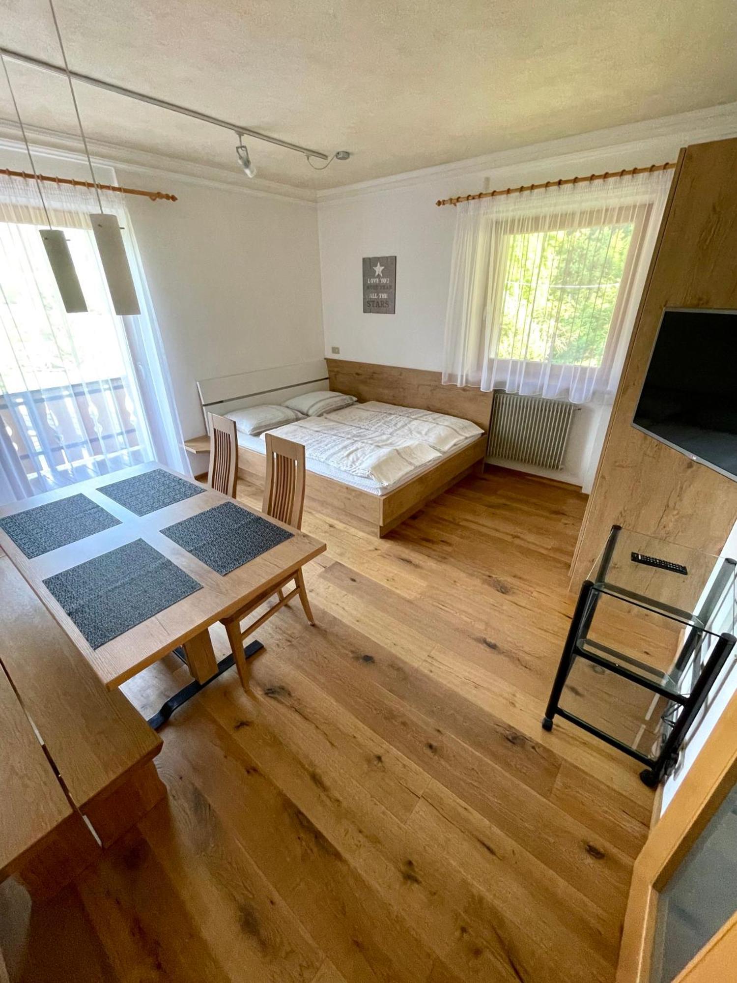Gutshof Erschbaumer San Lorenzo di Sebato Kültér fotó